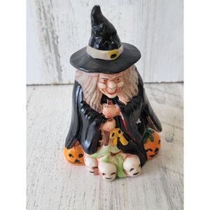 Halloween rustic ceramic witch potion skull evil tealight candle holder